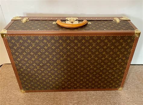 valise ancienne louis vuitton|louis vuitton suitcase bag.